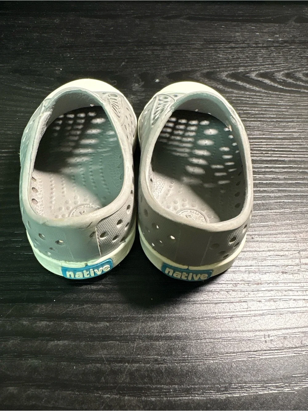 Native Kids Light Gray Slip-On Water Shoes size c4